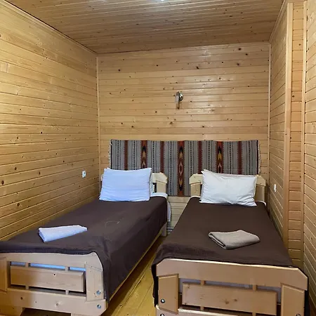 게스트하우스 під каштаном 보로크타