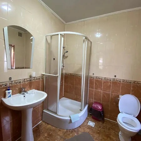 під каштаном 게스트하우스